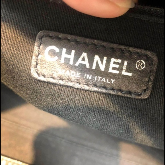 🖤 CHANEL Black Quilted Caviar Leather Timeless Classics Large Bowler Bag. - Picture 5 of 9